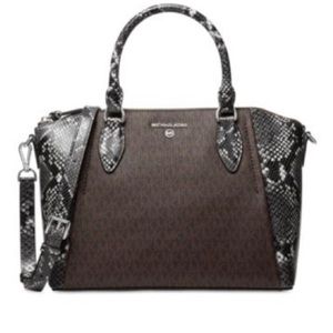 MICHAEL KORS Signature Sienna Medium Satchel